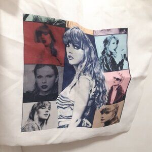 Taylor Swift Tote bag